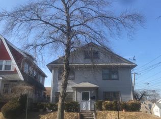 422-424 E 29th St, Paterson, NJ 07514