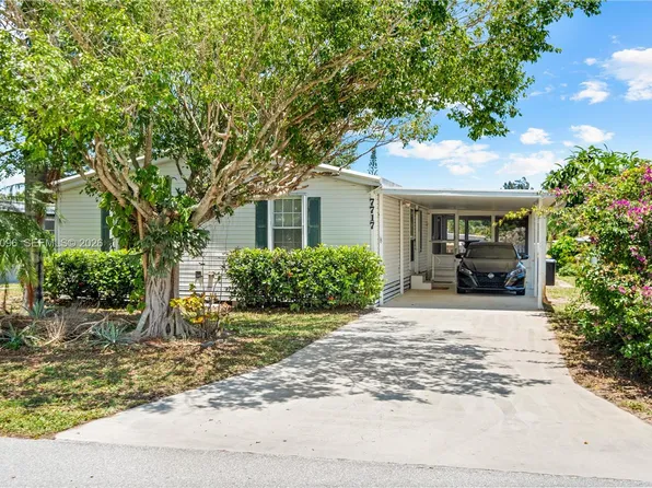 7717 SE Swan Ave, Hobe Sound, FL 33455