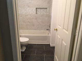 118 Prosperity Ave SE APT A, Leesburg, VA 20175