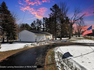 1580 W Dexter Trl, Mason, MI 48854