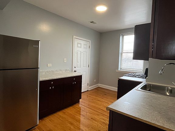 2nd image of 3432-40 W Franklin Blvd #3434-2A