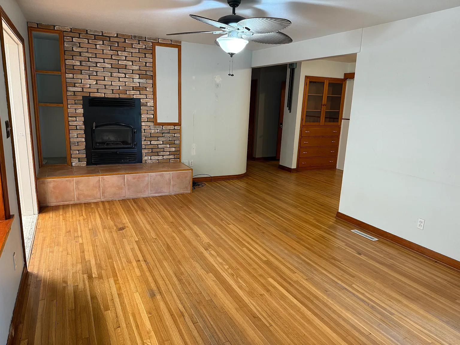 3 bed, 1400 sqft, $1,475 — Photo 3