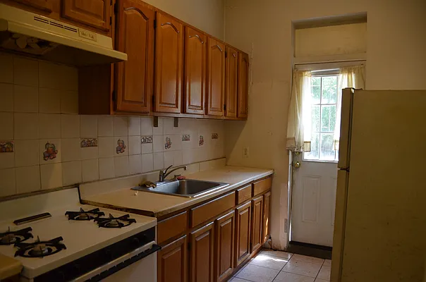 Rented by Big Square Realty LLC | media 53