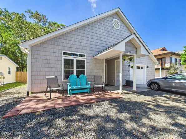 2805 E Yacht Drive, Oak Island, NC 28465