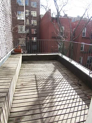 Rented by Corcoran | media 27