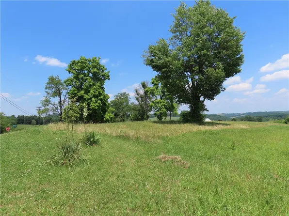 B Wises Grove Rd, New Brighton, PA 15066