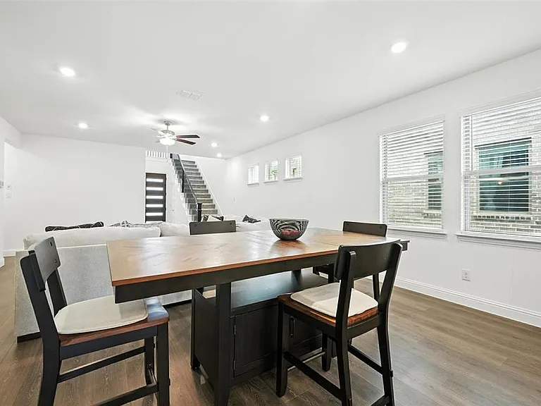 447 Holly Rd — Photo 24