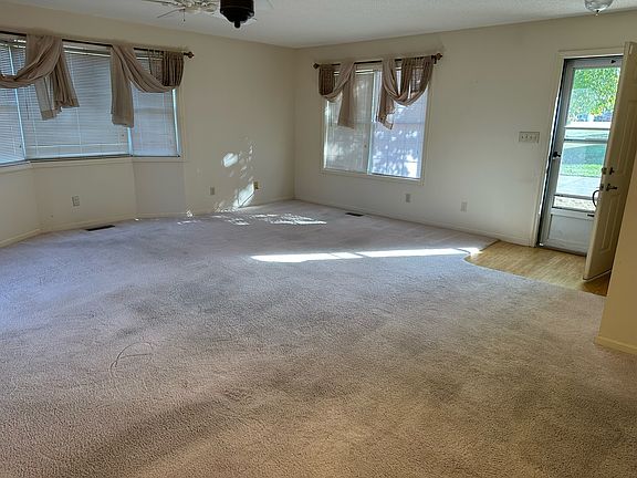 3rd image of 236 Francis Avenue Ct
