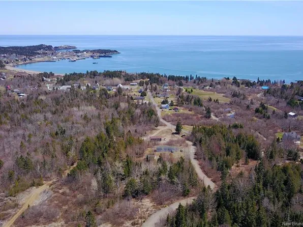 1 Green St Lot 4, Grand Manan, NB E5G 3B7