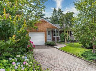 2591 Clovermere Rd, Oceanside, NY 11572