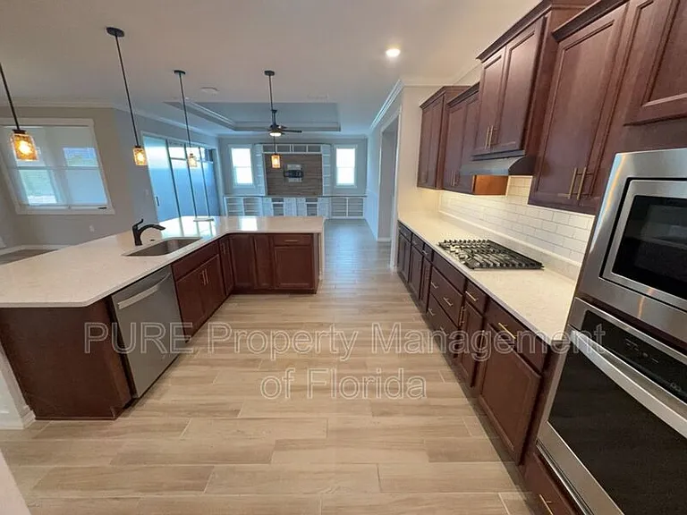 9846 SW 106th Ct — Photo 37
