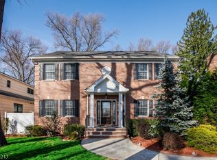 18 Westview Rd, West Orange, NJ 07052