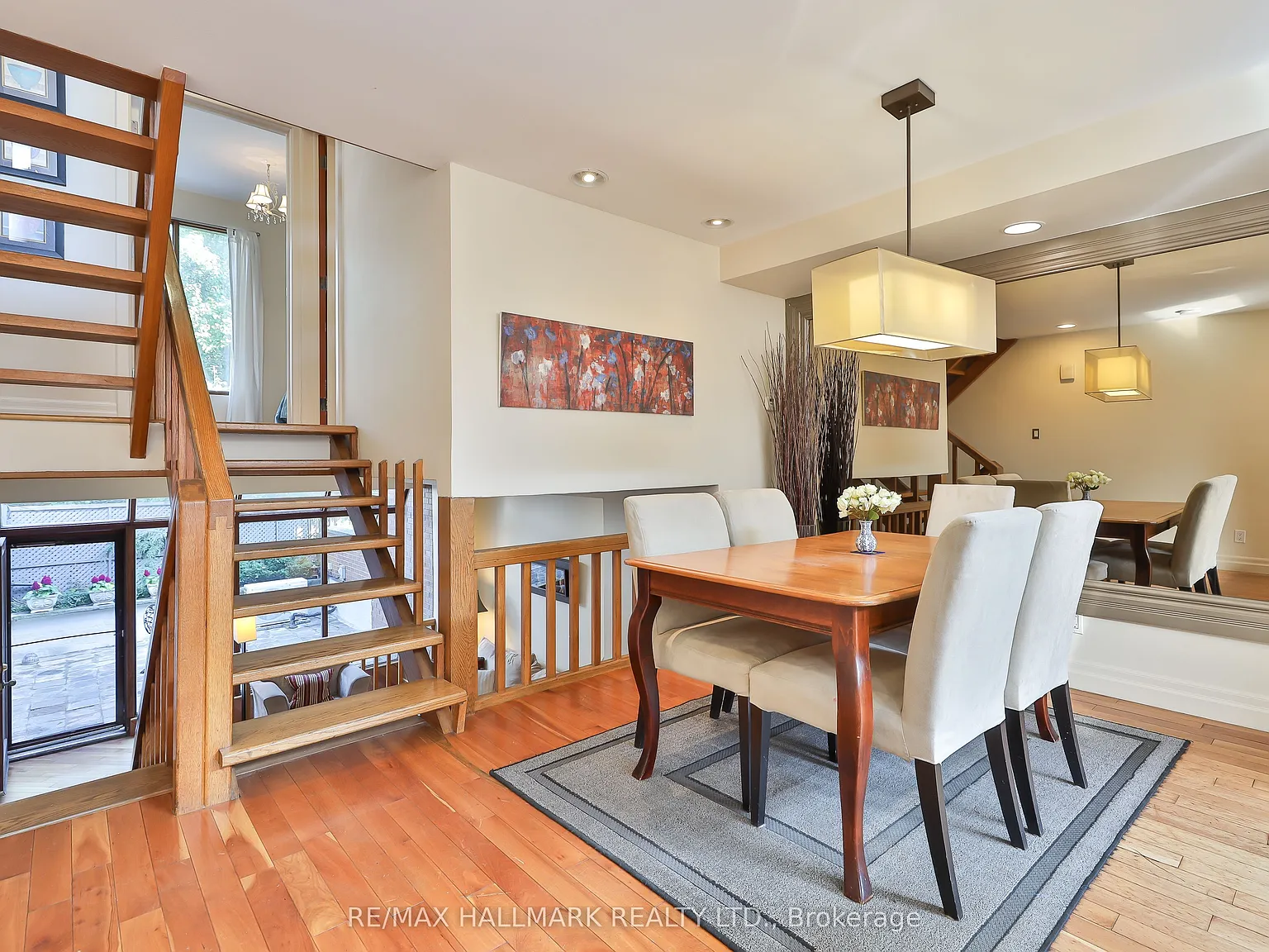 3 bed, $5,600 — Photo 2