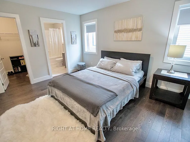 1345 Dyer Cres — Photo 10