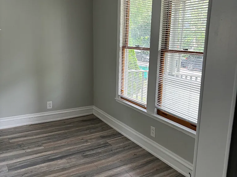 823 Ashland Ave #1 — Photo 2