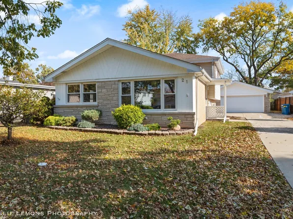 21 N Lincoln Ave, Addison, IL 60101