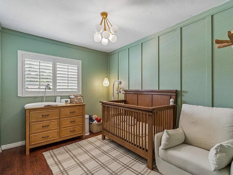 11307 N Boulevard St — Photo 13