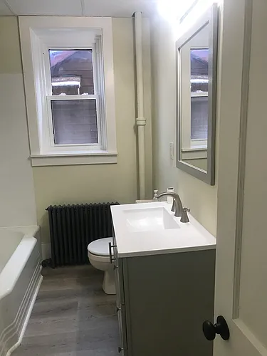 139 E Main St #1 Photo 1