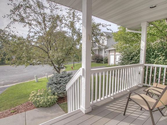 Cozy front porch overlooking private cul-de-sac.
