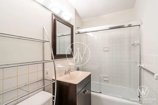 Rented by Compass | media 16