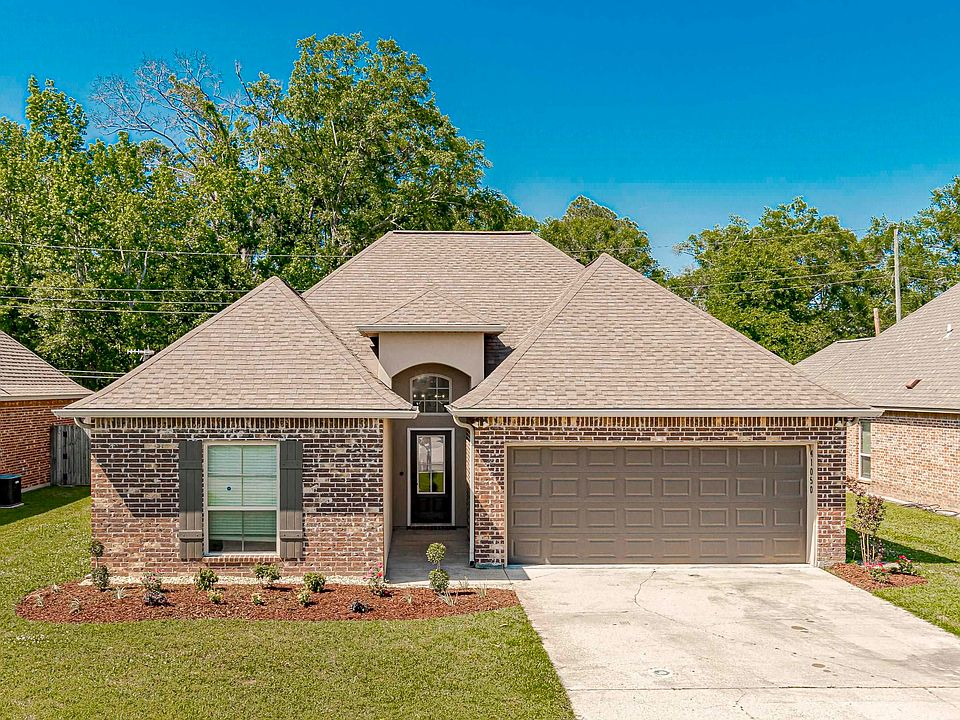 1st image of 41050 Lakeway Cove Ave