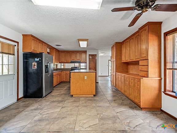 5th image of 181 Pecan Dr