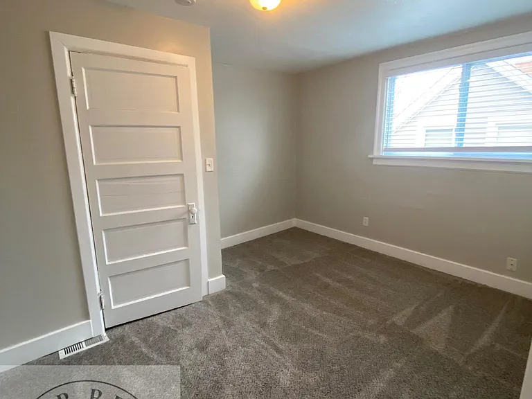 310 Brown Ave — Photo 24