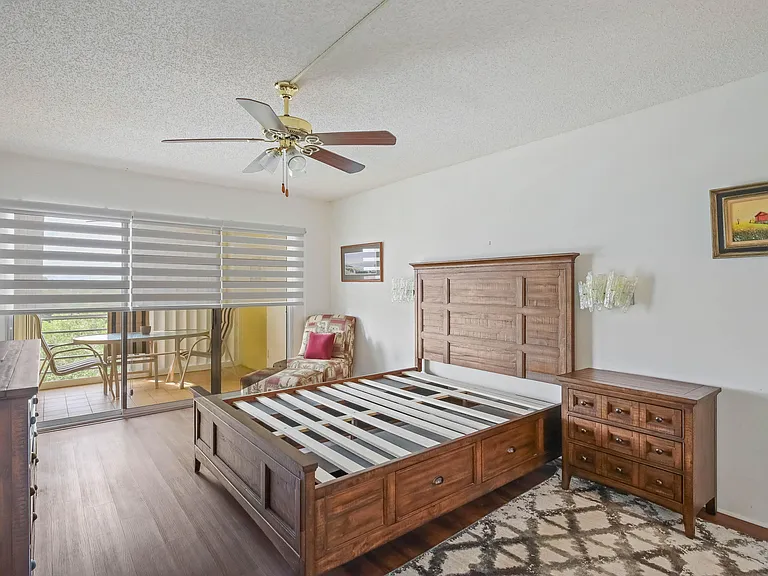 3951 Via Poinciana Way #511 — Photo 11