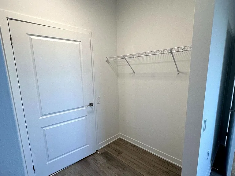 385 Arctic Red Dr #401 — Photo 9
