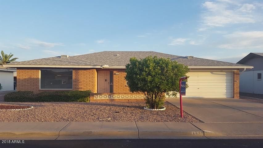 1st image of 4627 E Crescent Ave