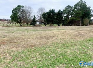 110 Grace Brook Cir, Meridianville, AL 35759