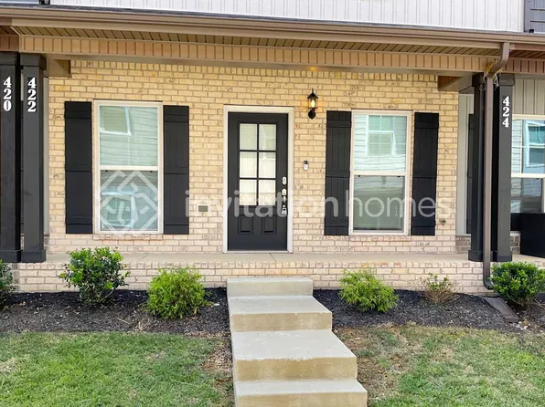 422 Rick McCormick Dr, La Vergne, TN 37086