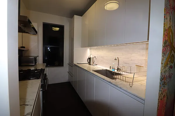 Rented by Highline Residential | media 14