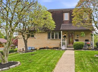 621 Portia Dr, Pittsburgh, PA 15236