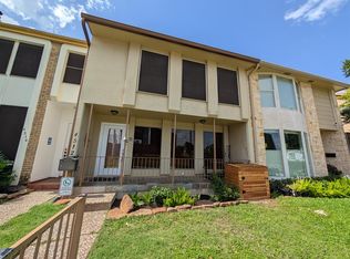 4512 Dickson St, Houston, TX 77007