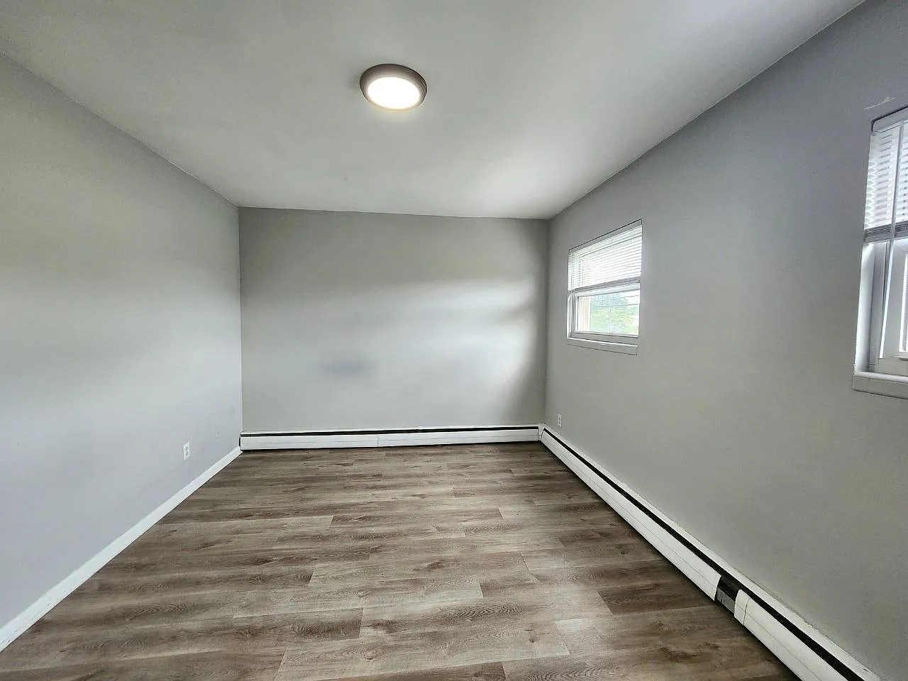 1 bed, 700 sqft, $1,450 — Photo 3
