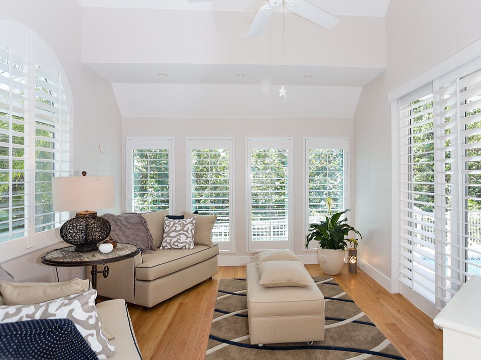 1st image of 615 Hideaway Ct
