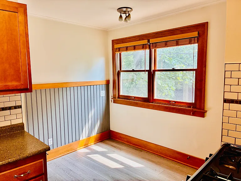 Kitchen - Breakfast Nook