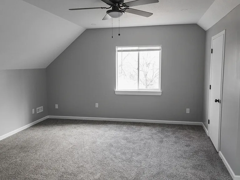435 N 2190th Rd — Photo 17