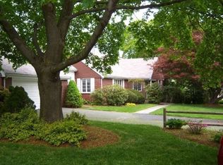 20 Dartmouth St, Winchester, MA 01890