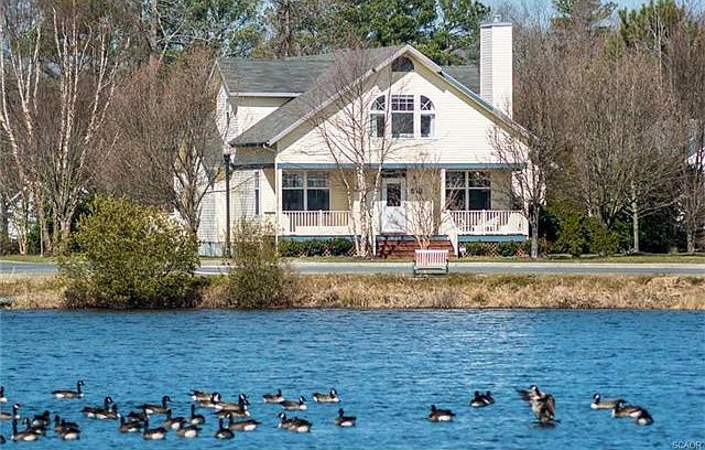 1st image of 15 Thornberry Dr