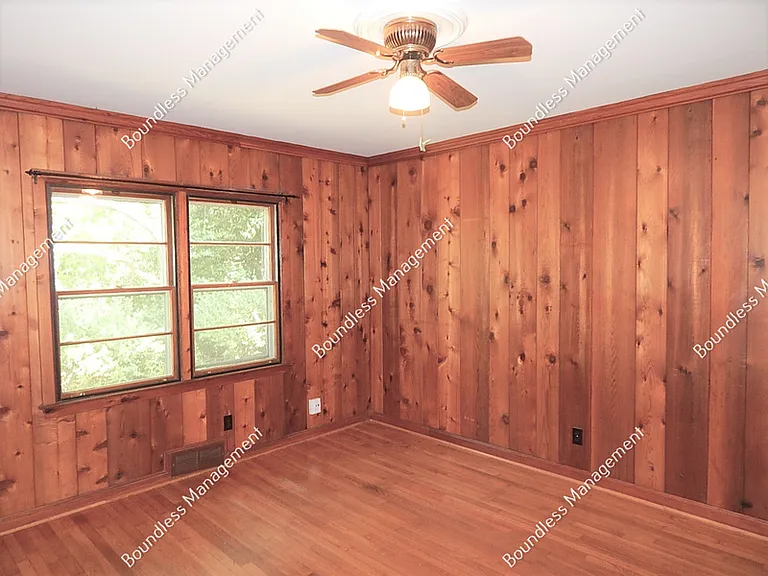 1033 Scott Blvd — Photo 19