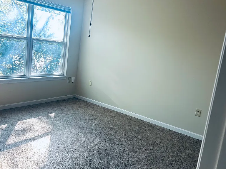 635 Keystone Dr #305 — Photo 12