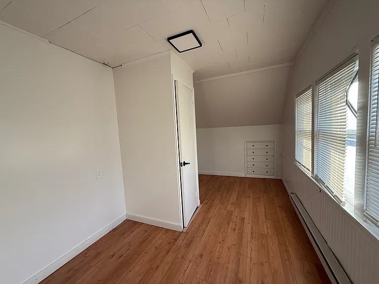 126 Argyle St #3 — Photo 9