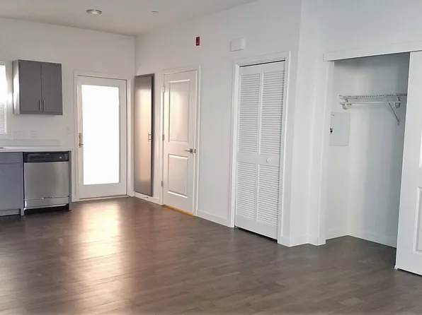 Winn Park Lofts, 2813 Q St #101, Sacramento, CA 95816