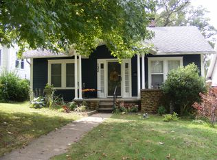 132 S High St, Neosho, MO 64850