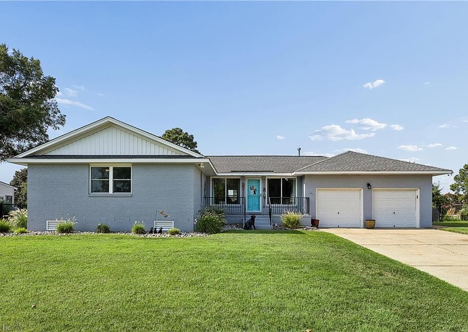1st image of 6 Lakeview Dr