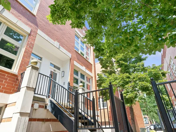 855 W Erie St APT 116, Chicago, IL 60642
