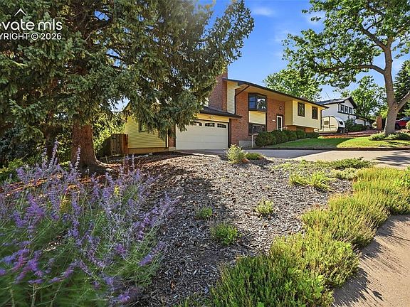 3rd image of 5275 Ladera Ln