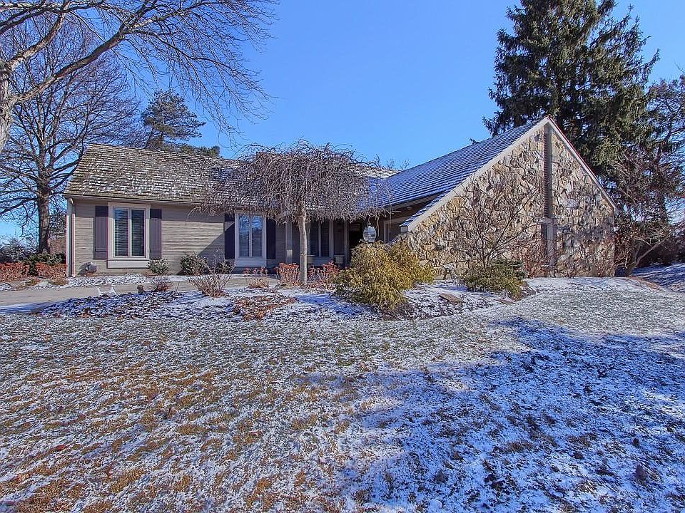 1st image of 6015 Glenfinnan Ct